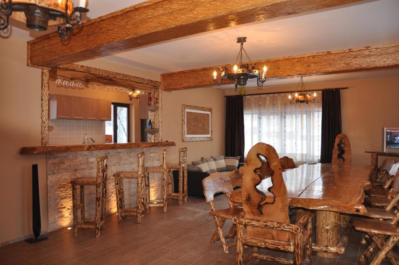 Casa De Vacanta Sadu 外观 照片